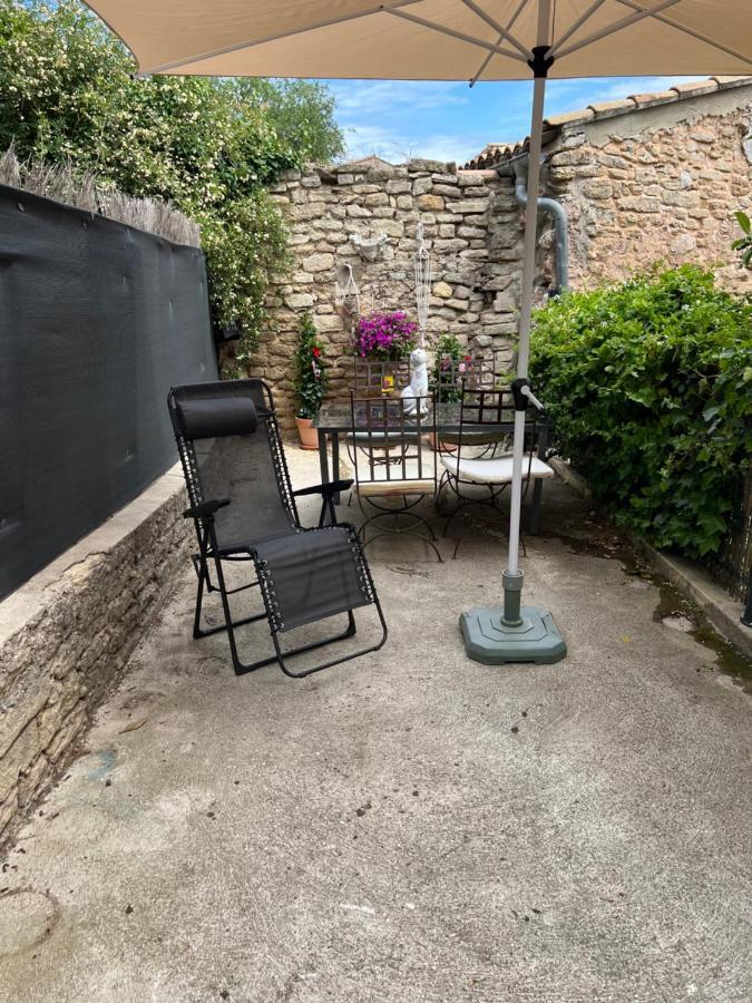 La Terrasse De Caromb Face Au Mont Ventoux Avec Clim Daire Dış mekan fotoğraf